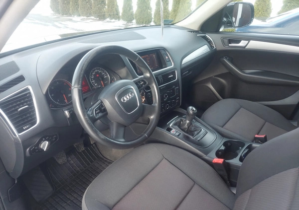 Audi Q5 cena 49900 przebieg: 205870, rok produkcji 2011 z Trzcianka małe 121